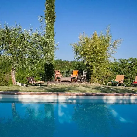 Cerqualto Comfortable Holiday Vakantiehuis