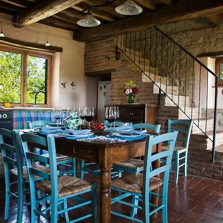 Dom wakacyjny Cerqualto Comfortable Holiday
