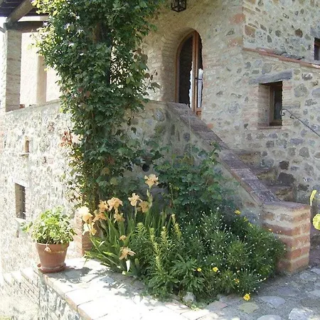 Cerqualto Comfortable Holiday Ferienhaus